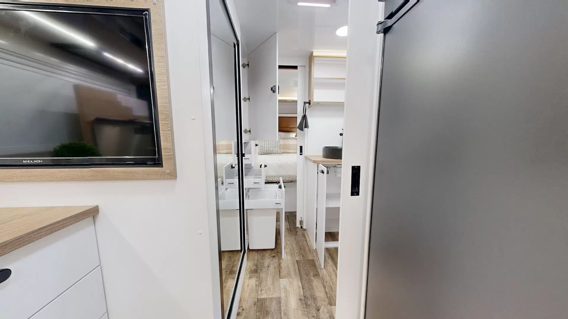 NEW 2026 OZVENTURE CARAVANS OV COMPOSITE