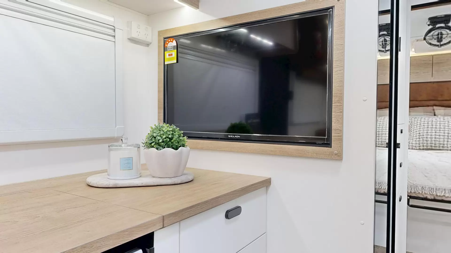 NEW 2026 OZVENTURE CARAVANS OV COMPOSITE