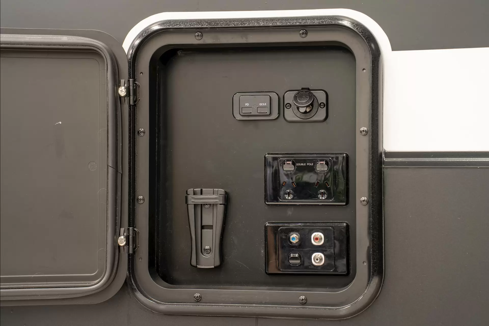 NEW 2026 OZVENTURE CARAVANS OV COMPOSITE