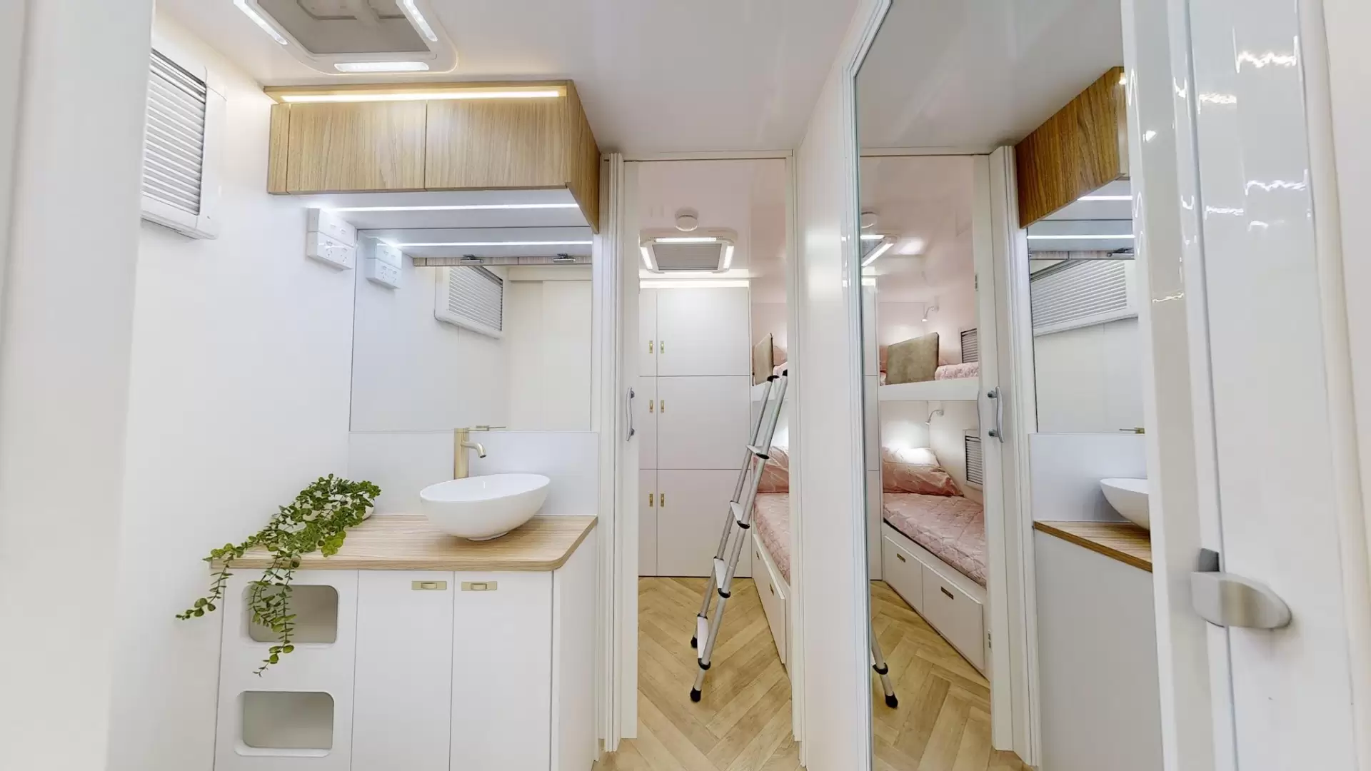 NEW 2026 ATLAS CARAVANS RVX