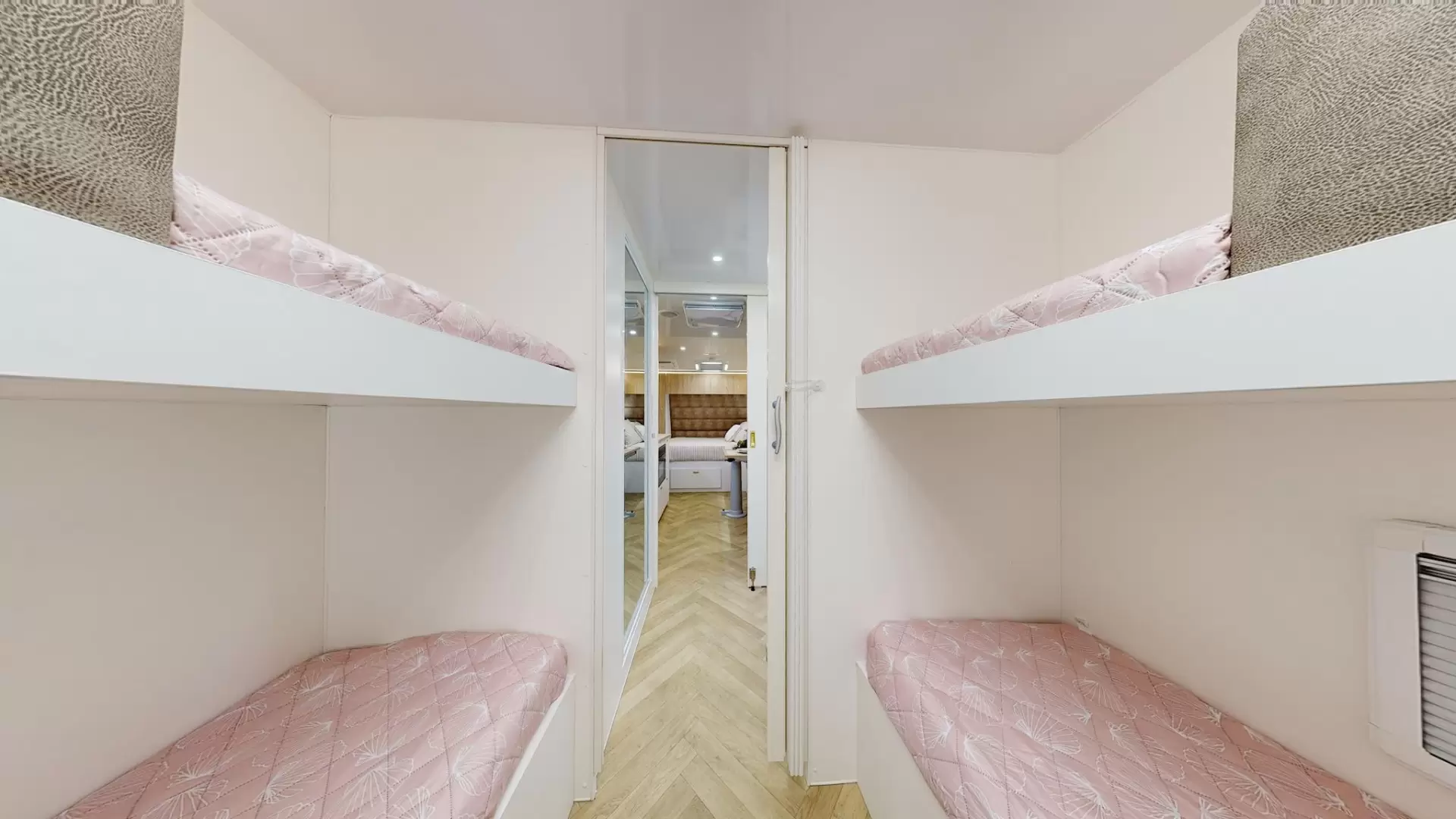 NEW 2026 ATLAS CARAVANS RVX