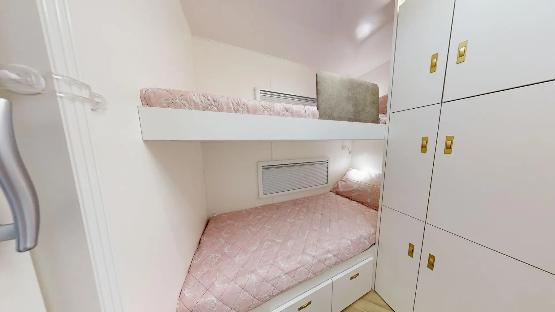 NEW 2026 ATLAS CARAVANS RVX