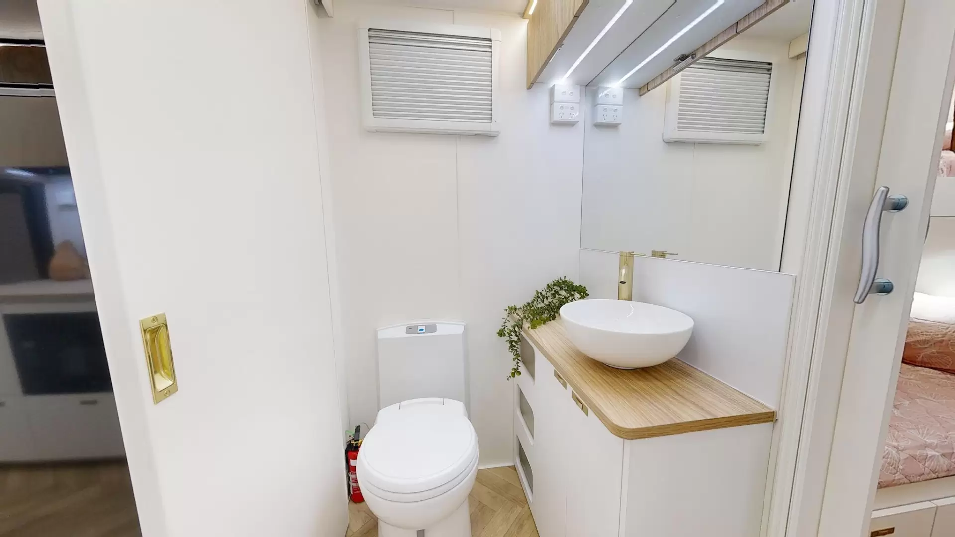 NEW 2026 ATLAS CARAVANS RVX