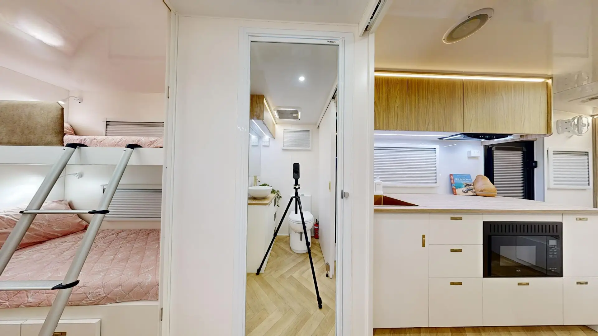 NEW 2026 ATLAS CARAVANS RVX