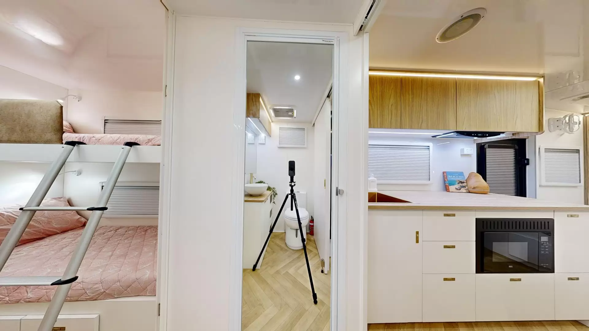 NEW 2026 ATLAS CARAVANS RVX