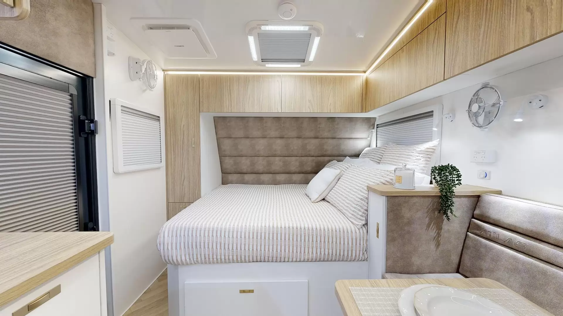 NEW 2026 ATLAS CARAVANS RVX