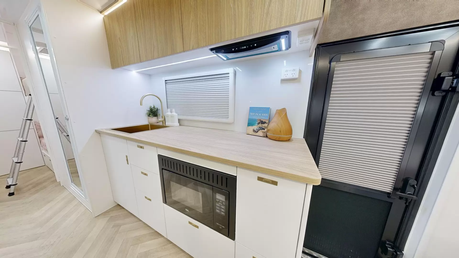 NEW 2026 ATLAS CARAVANS RVX