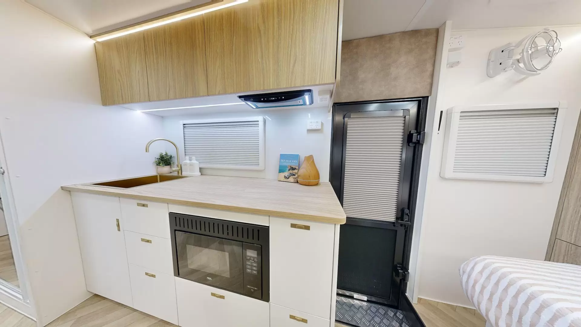 NEW 2026 ATLAS CARAVANS RVX