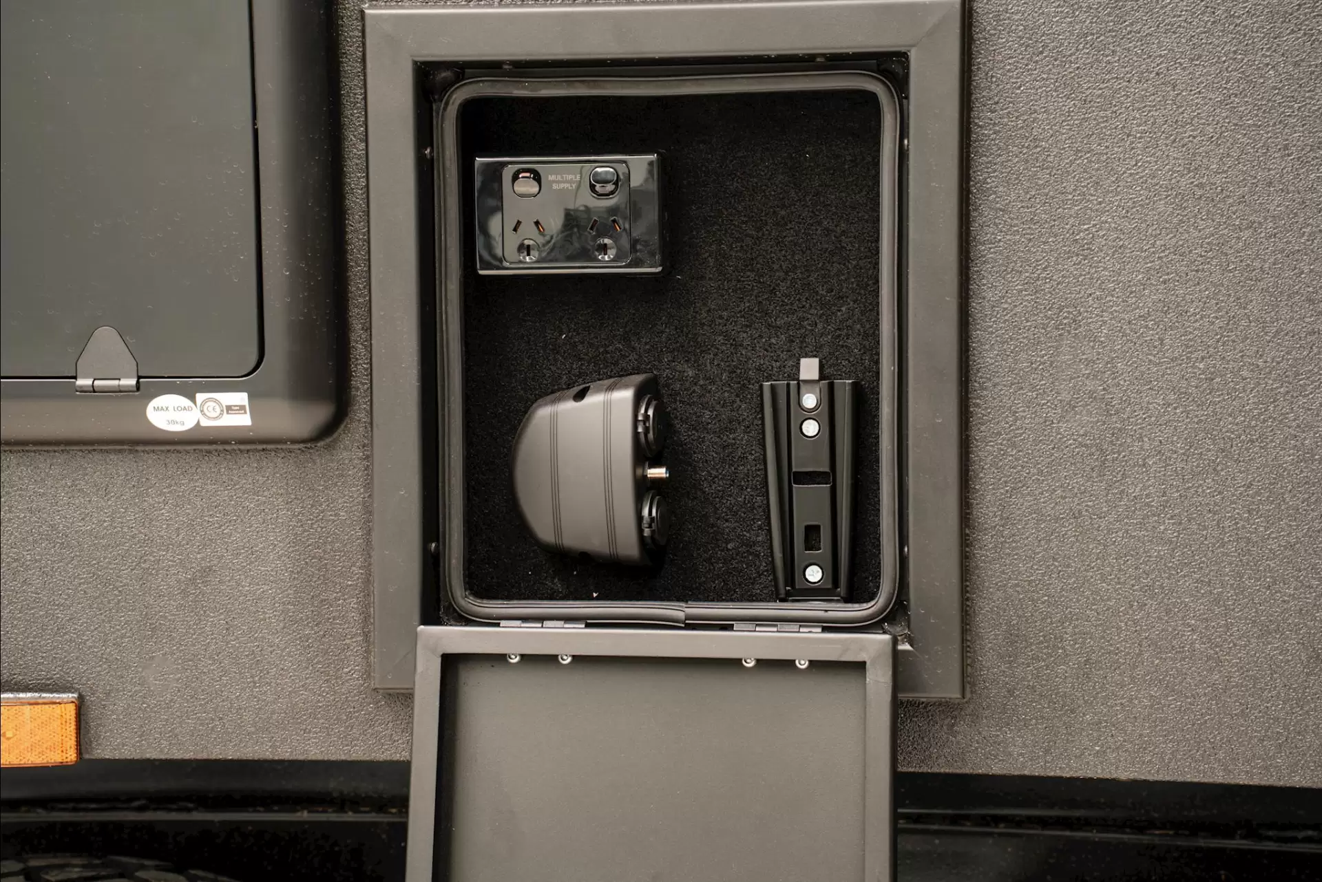 NEW 2026 ATLAS CARAVANS RVX