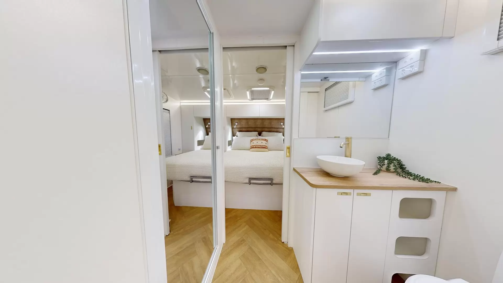 NEW 2026 ATLAS CARAVANS RVO