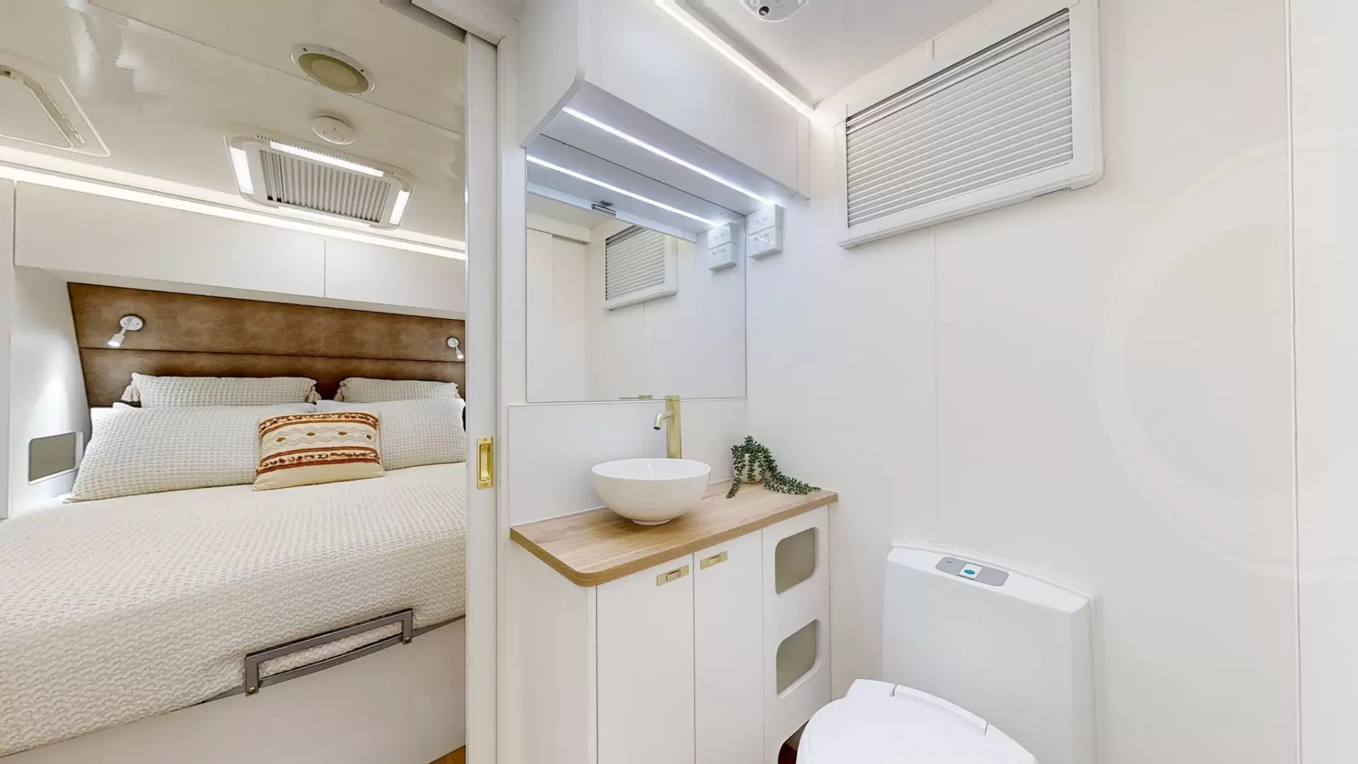 NEW 2026 ATLAS CARAVANS RVO