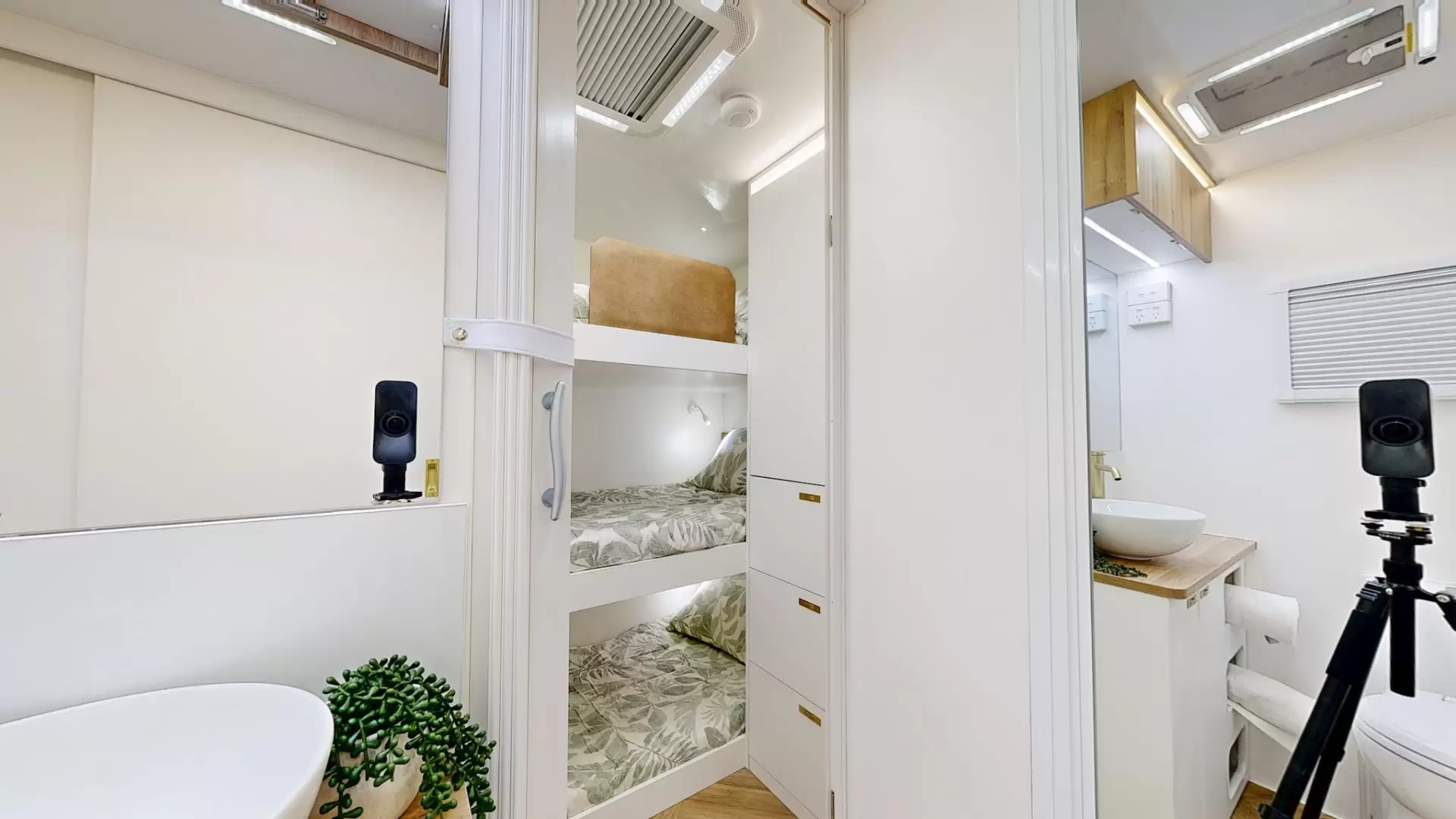 NEW 2026 ATLAS CARAVANS RVX