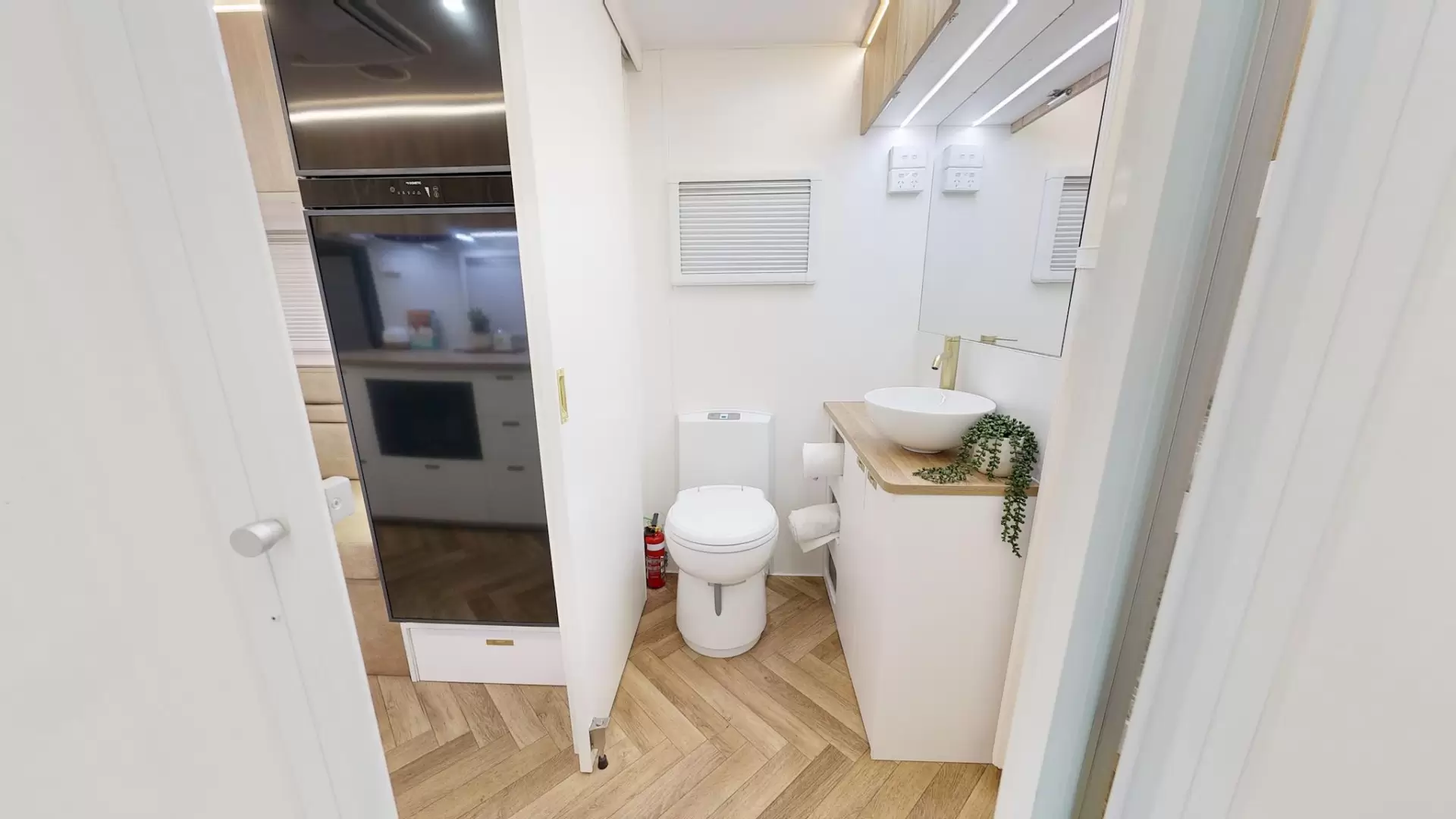 NEW 2026 ATLAS CARAVANS RVX