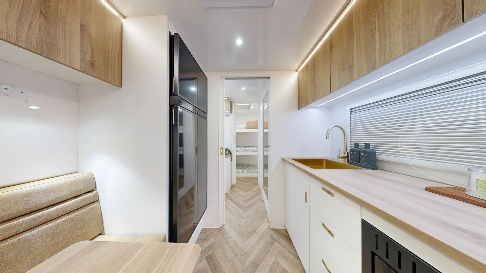NEW 2026 ATLAS CARAVANS RVX