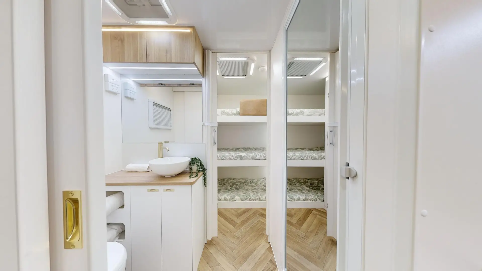NEW 2026 ATLAS CARAVANS RVX