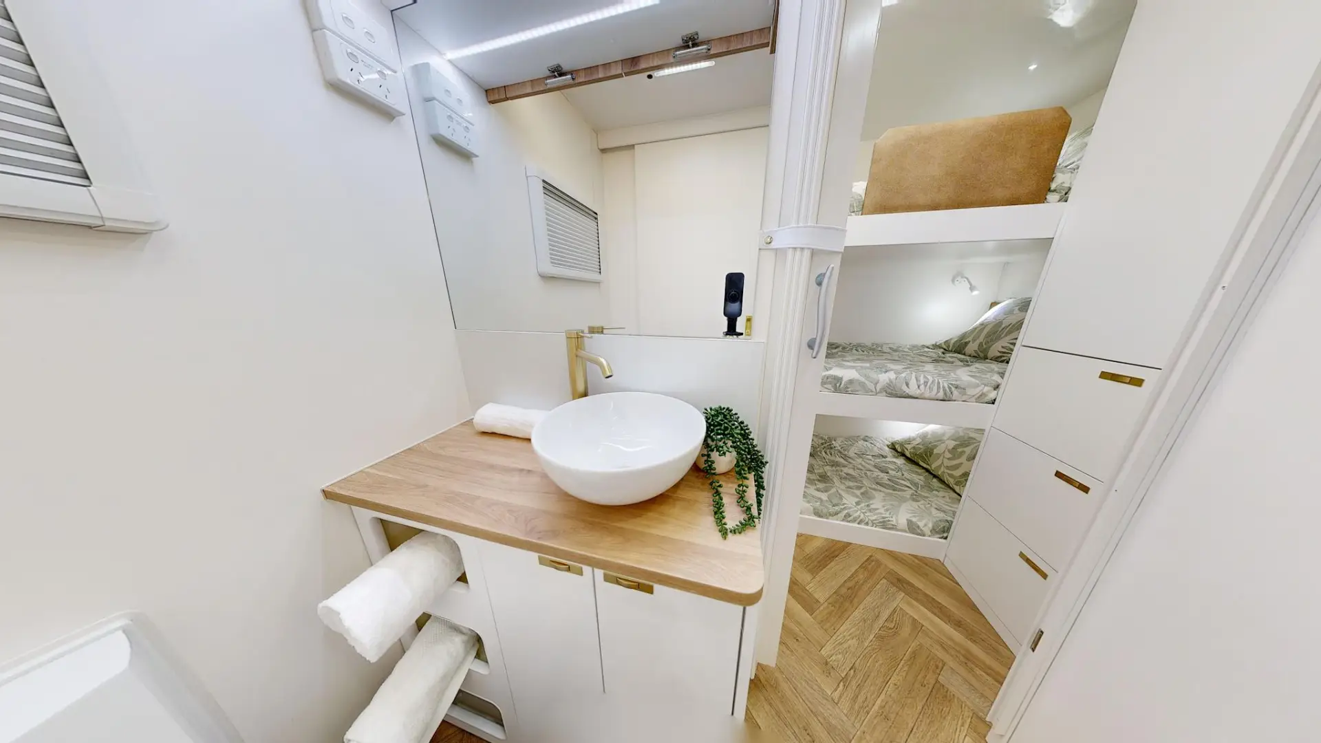 NEW 2026 ATLAS CARAVANS RVX