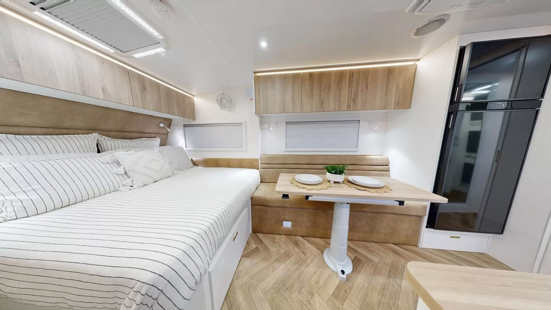 NEW 2026 ATLAS CARAVANS RVX