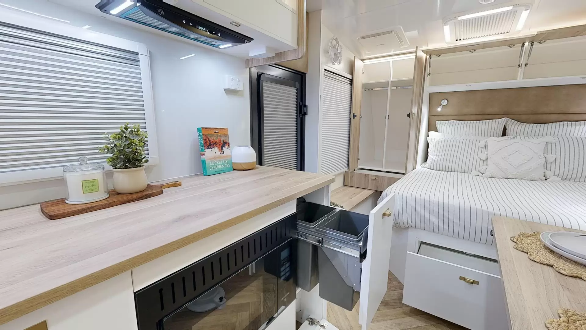 NEW 2026 ATLAS CARAVANS RVX