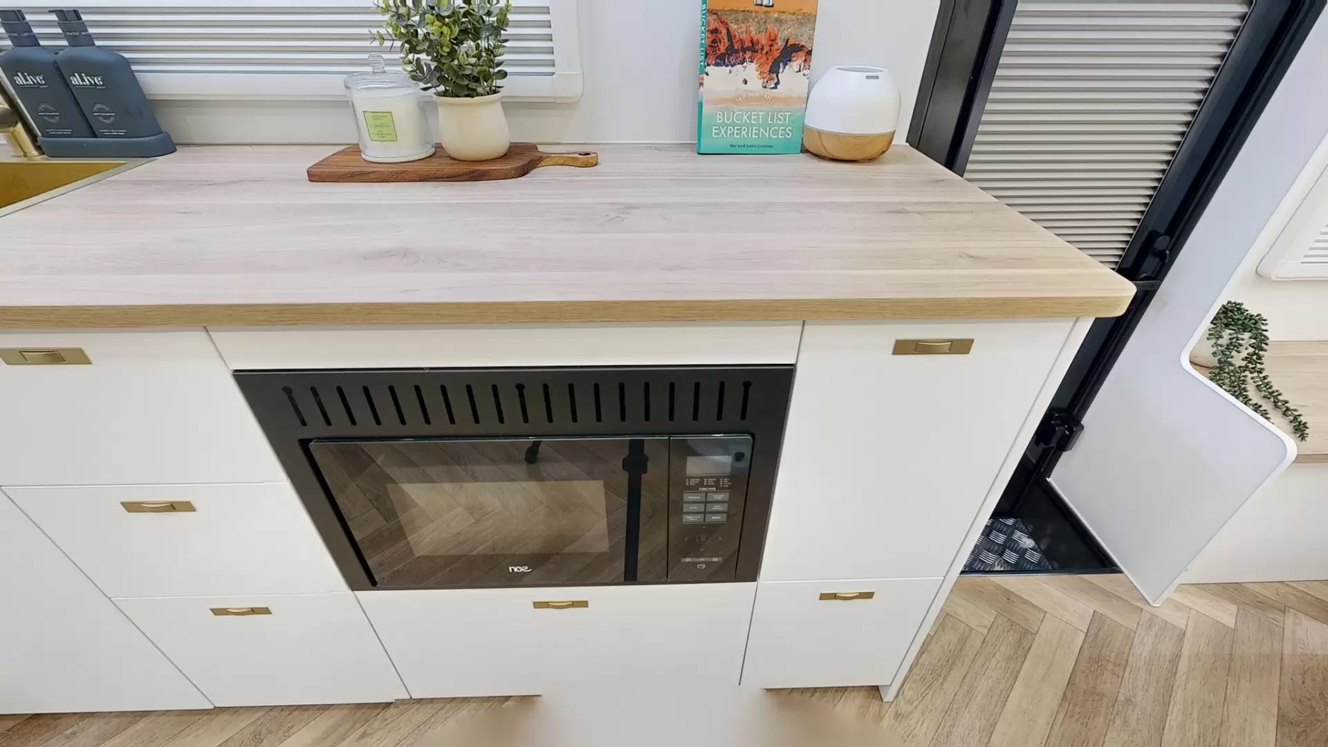 NEW 2026 ATLAS CARAVANS RVX