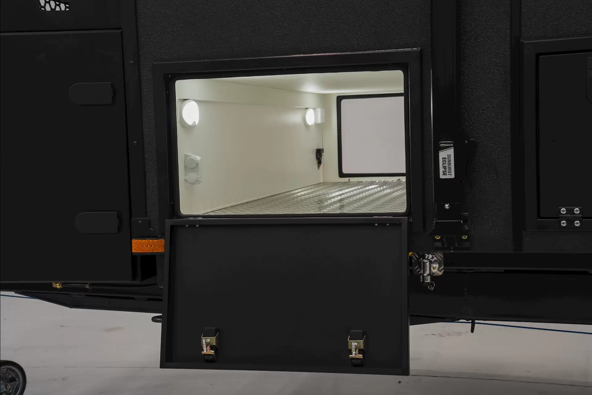 NEW 2026 ATLAS CARAVANS RVX