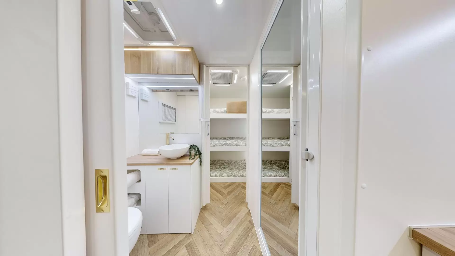 NEW 2026 ATLAS CARAVANS RVX