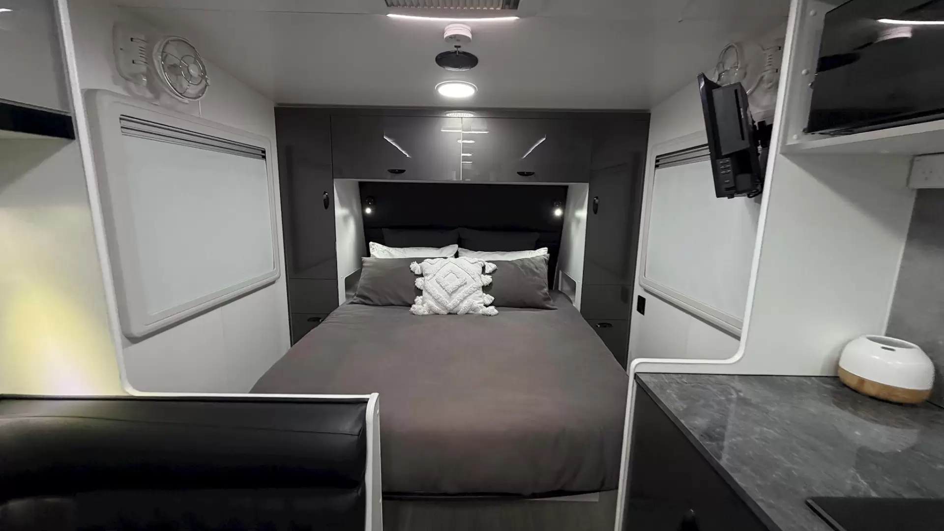 USED 2023 VISCOUNT Wildshark