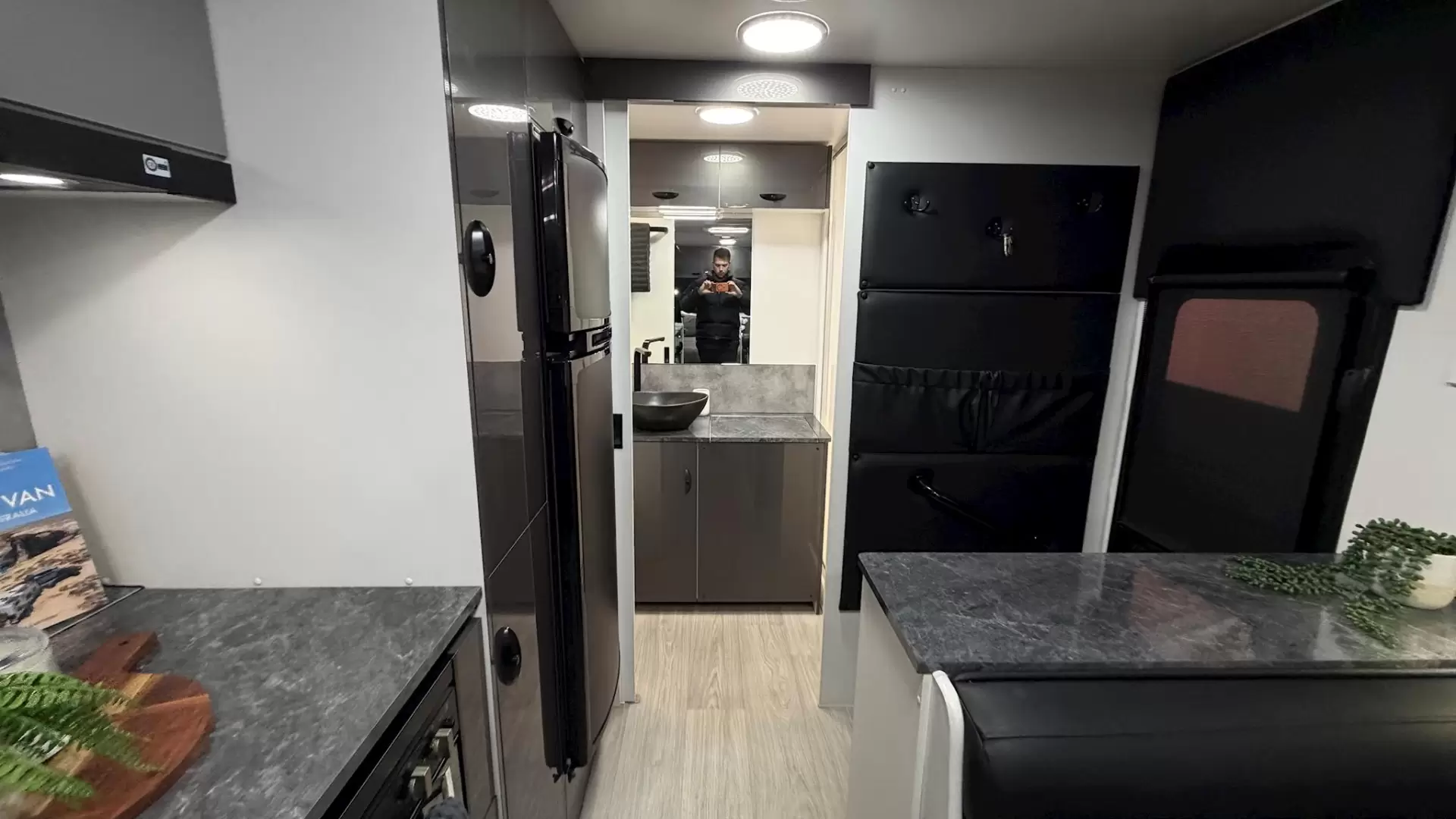 USED 2023 VISCOUNT Wildshark