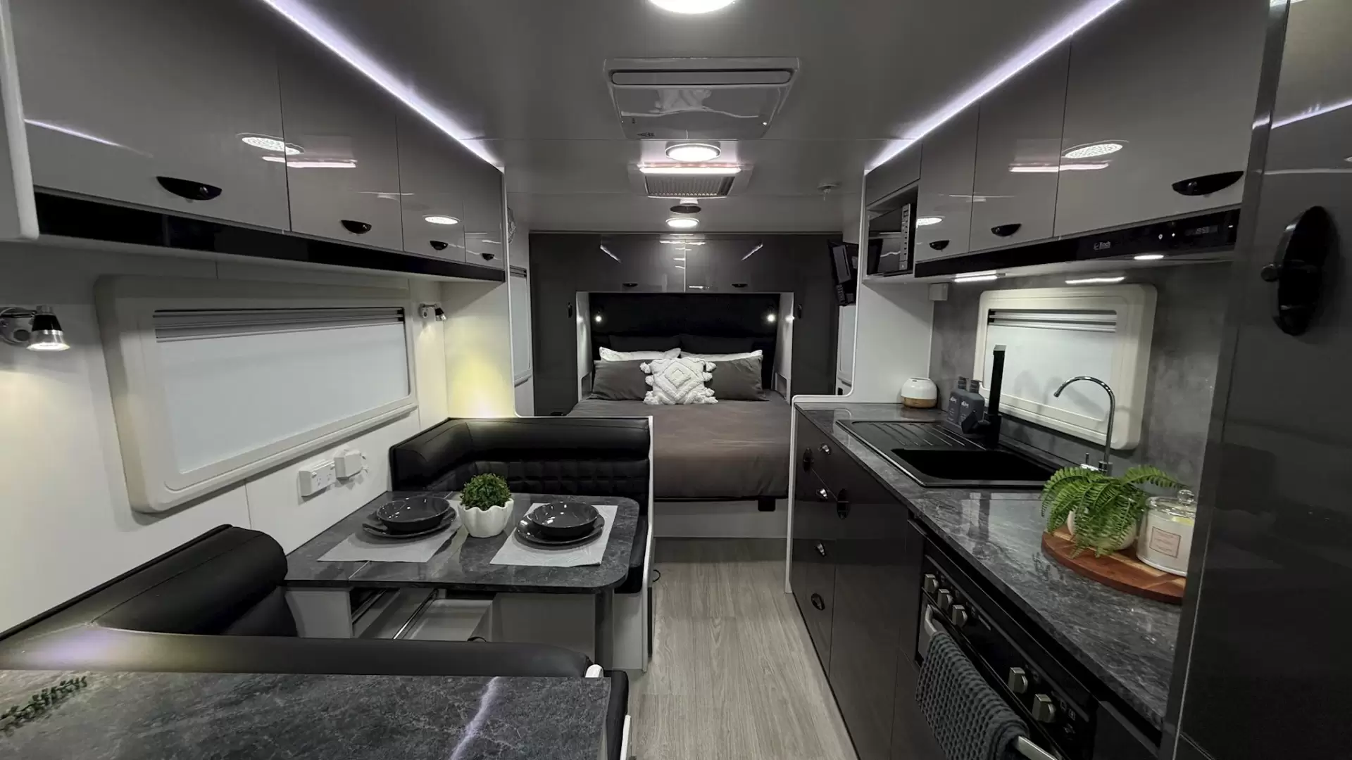 USED 2023 VISCOUNT Wildshark