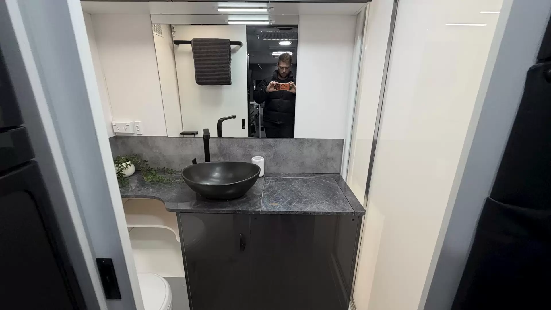 USED 2023 VISCOUNT Wildshark