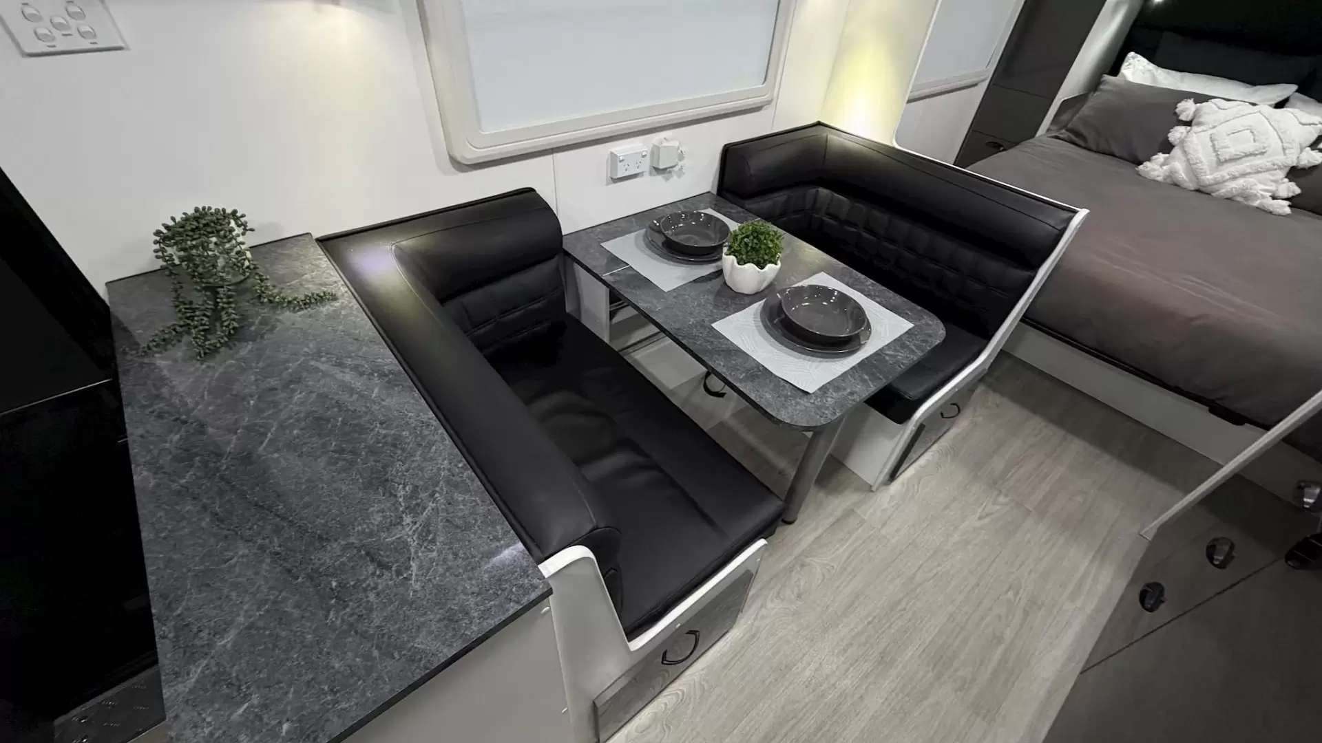 USED 2023 VISCOUNT Wildshark