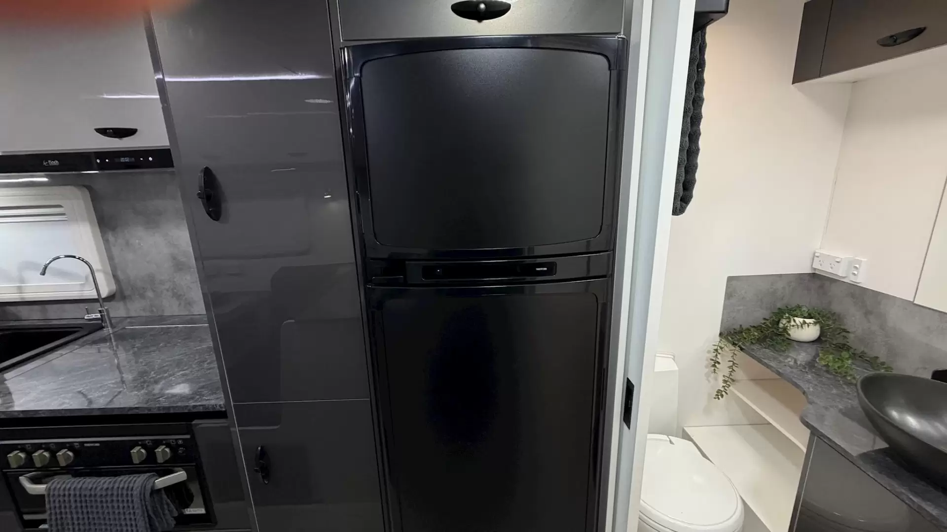 USED 2023 VISCOUNT Wildshark