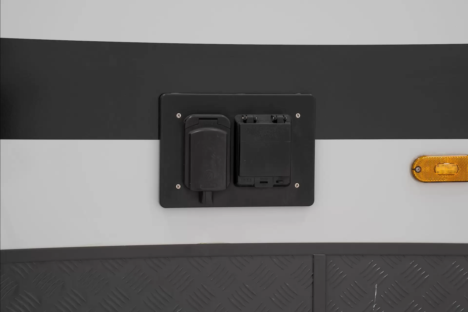 USED 2023 VISCOUNT Wildshark