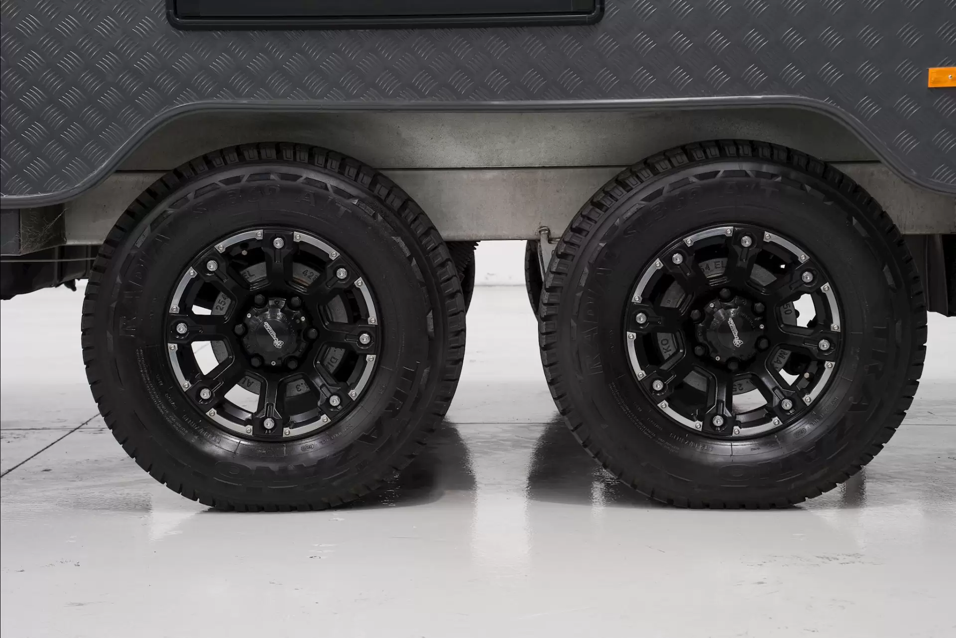 USED 2023 VISCOUNT Wildshark