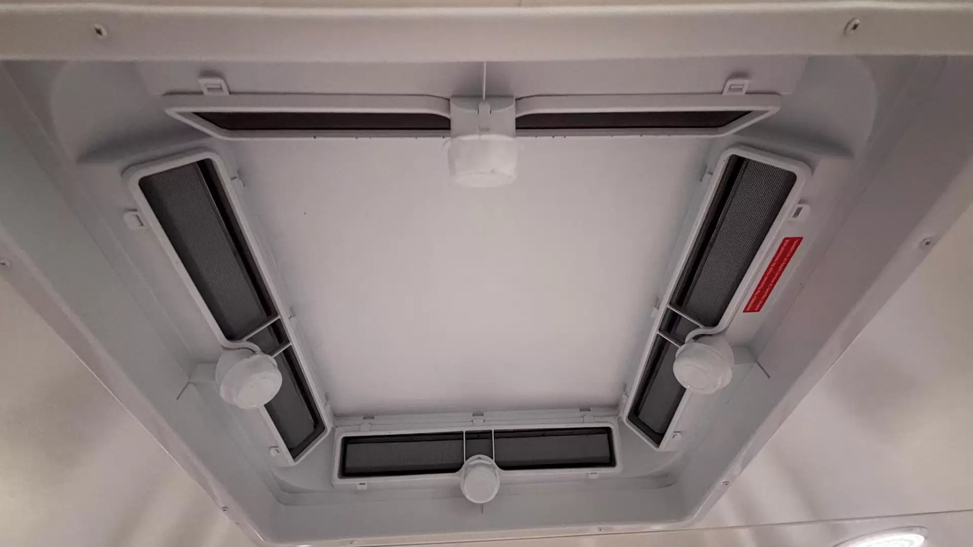 USED 2015 PARAMOUNT VOGUE