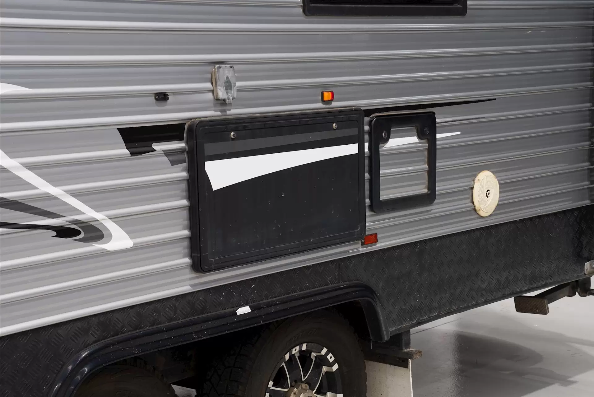 USED 2015 PARAMOUNT VOGUE