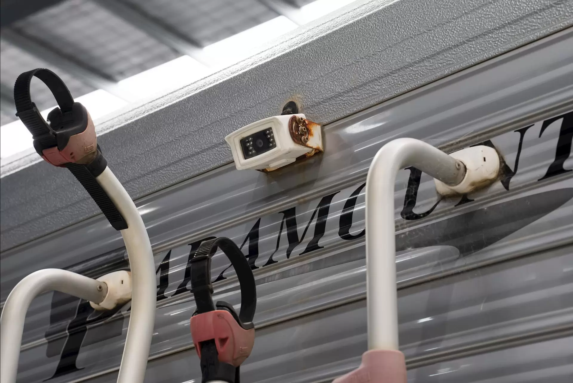 USED 2015 PARAMOUNT VOGUE