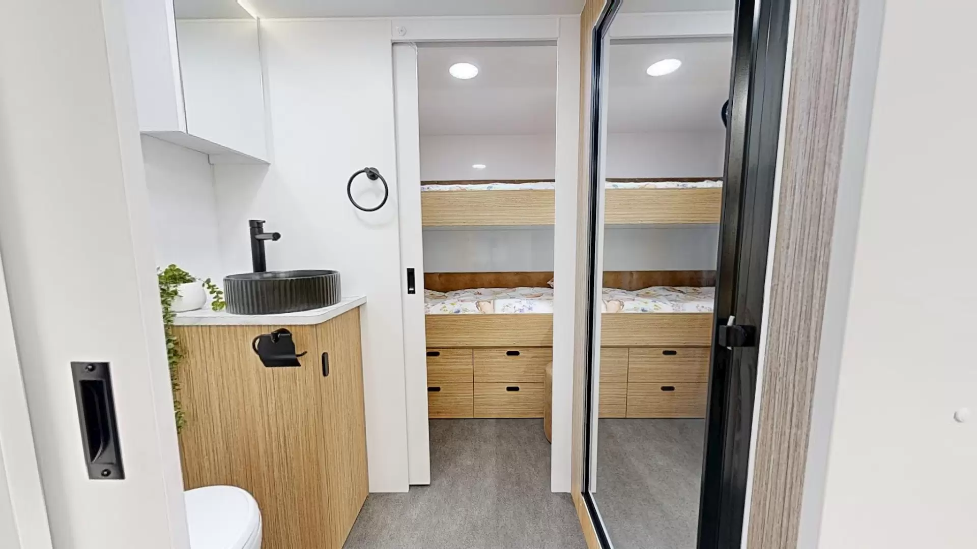 NEW 2026 OZVENTURE CARAVANS OV COMPOSITE