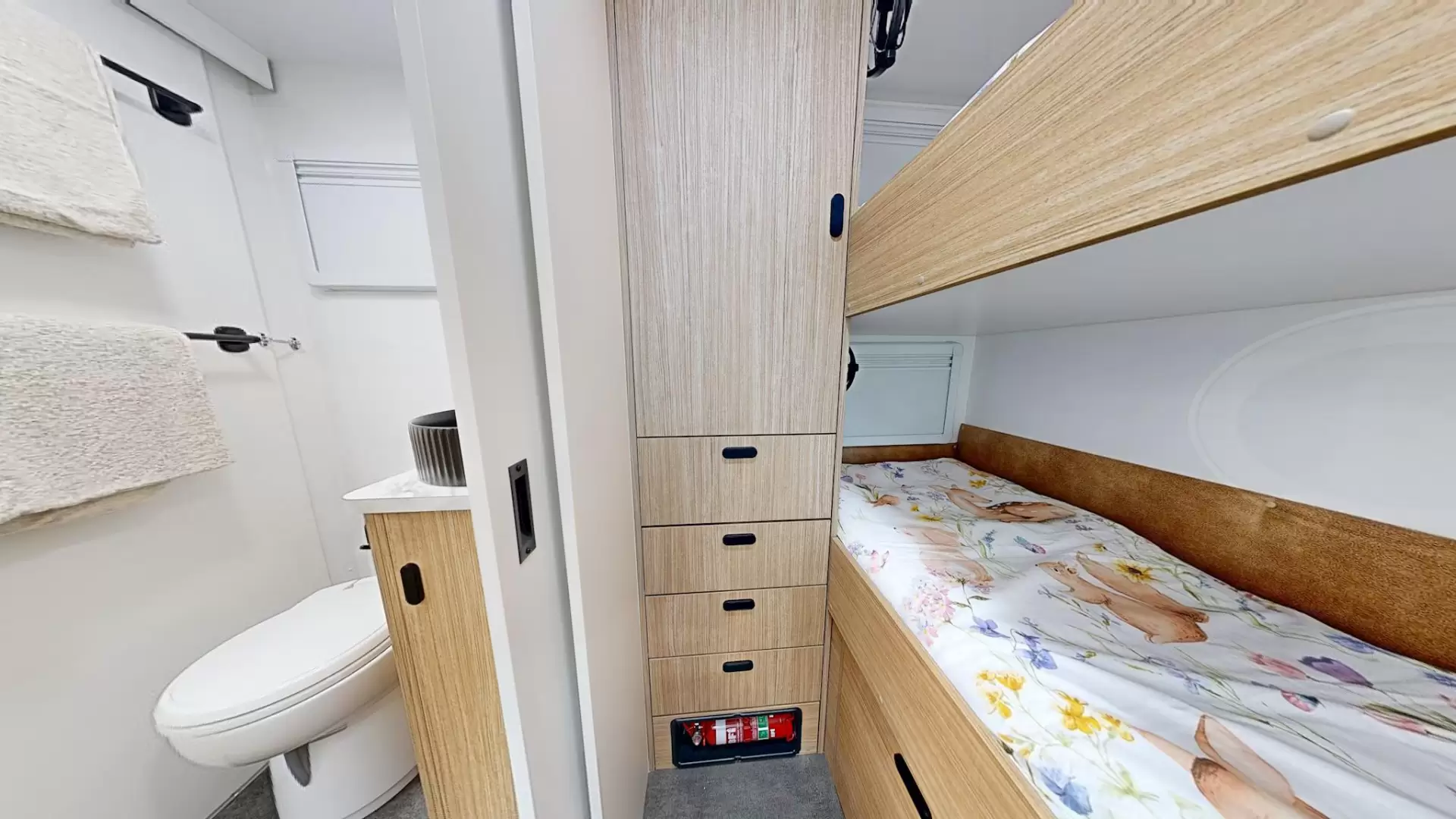 NEW 2026 OZVENTURE CARAVANS OV COMPOSITE