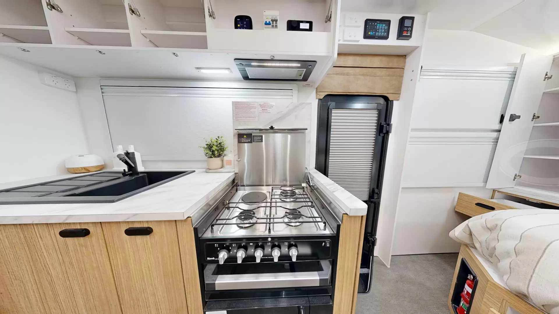 NEW 2026 OZVENTURE CARAVANS OV COMPOSITE