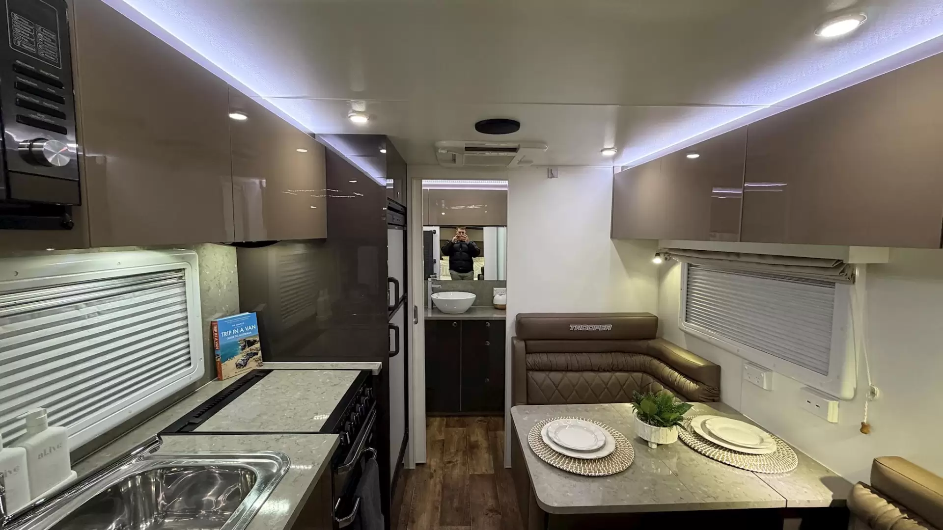 USED 2019 LOTUS CARAVANS TROOPER