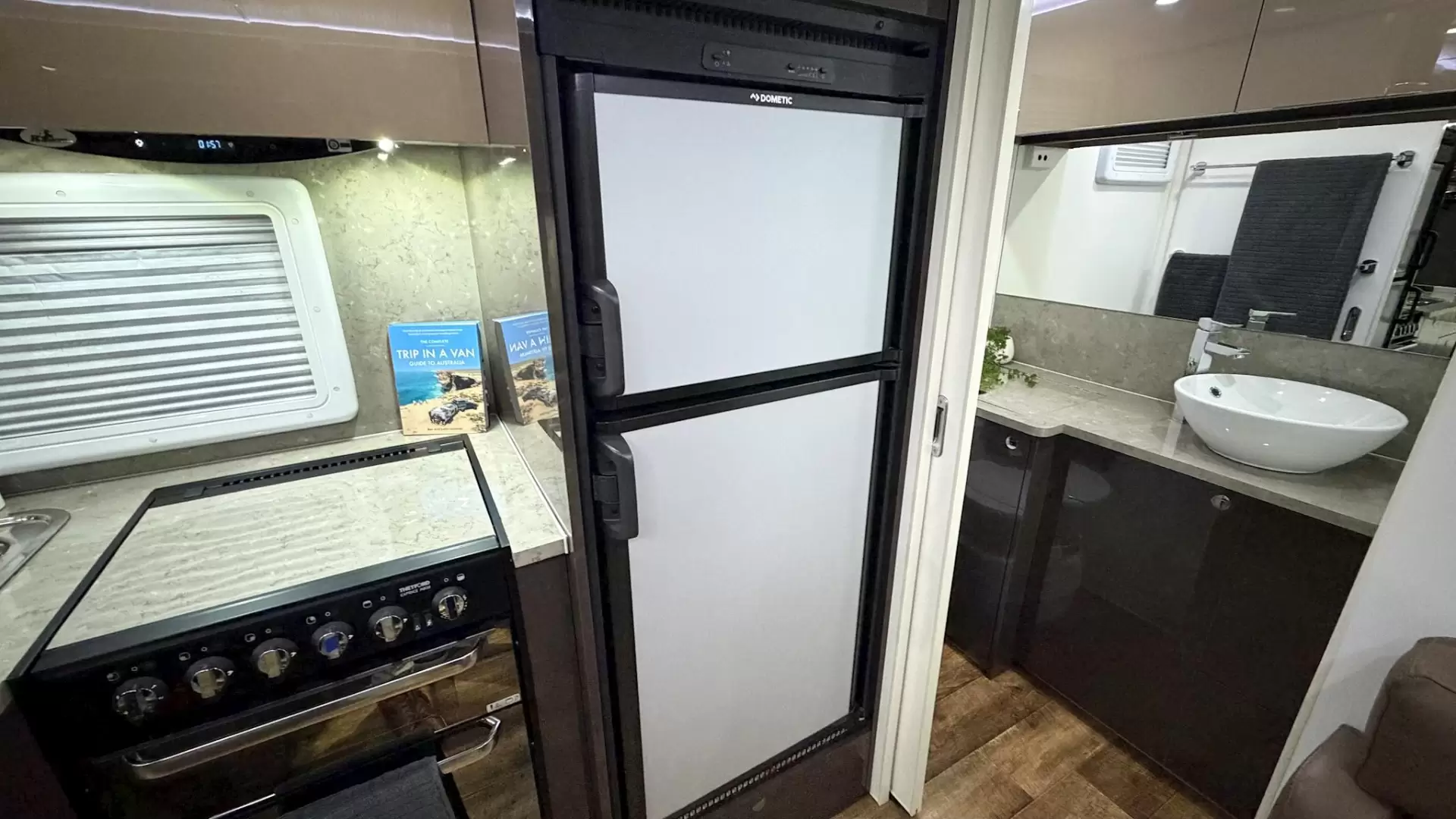 USED 2019 LOTUS CARAVANS TROOPER