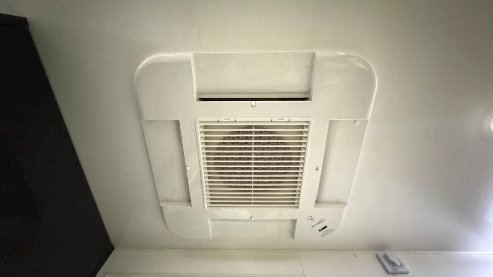 USED 2019 LOTUS CARAVANS TROOPER