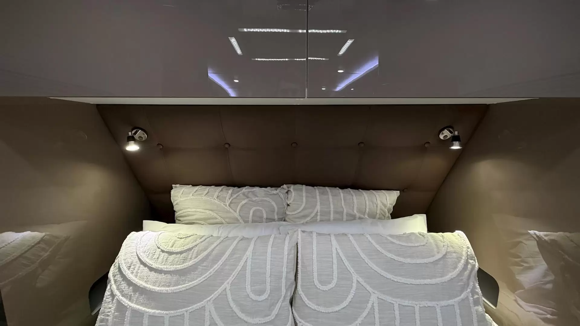 USED 2019 LOTUS CARAVANS TROOPER