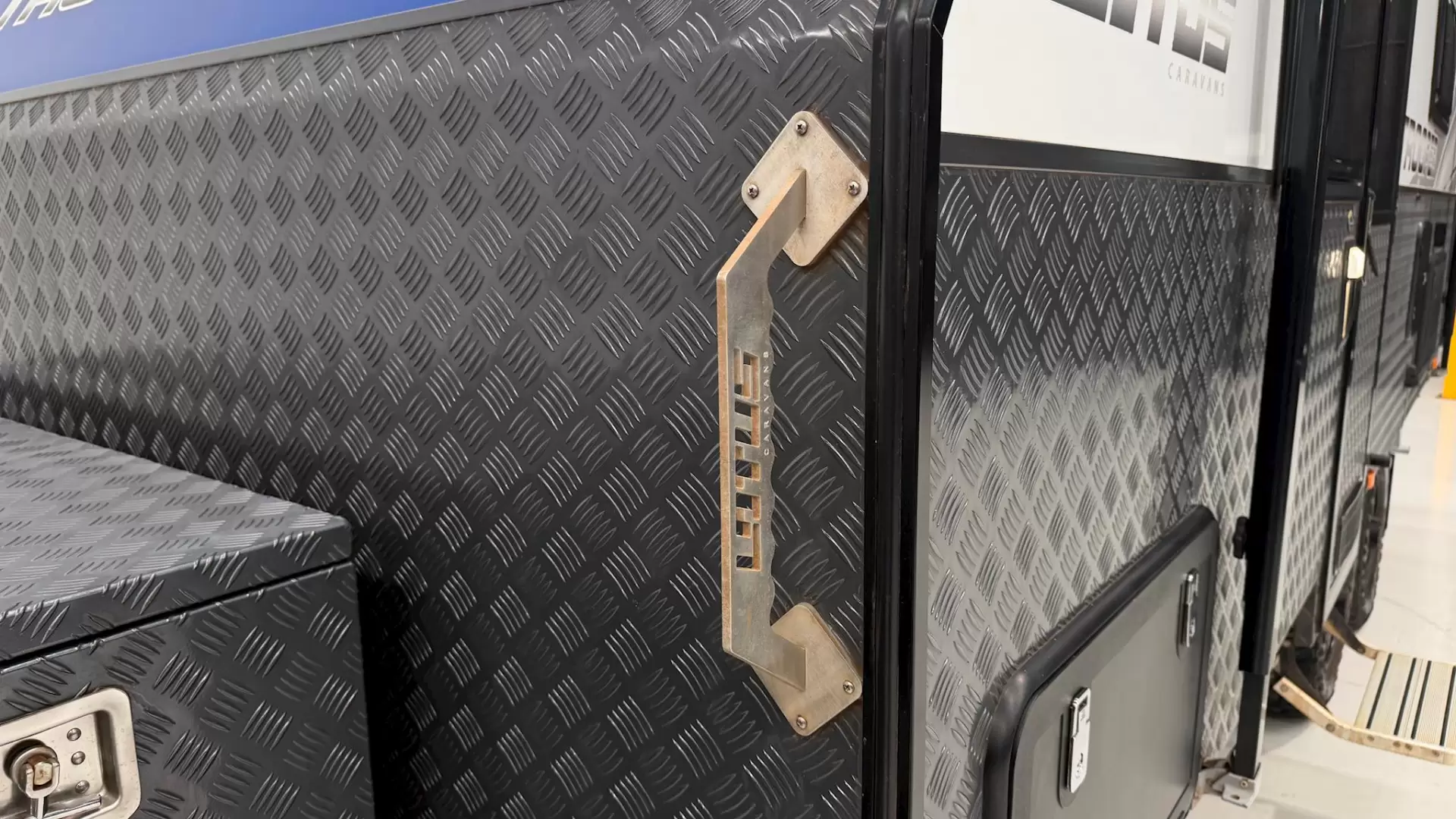 USED 2019 LOTUS CARAVANS TROOPER