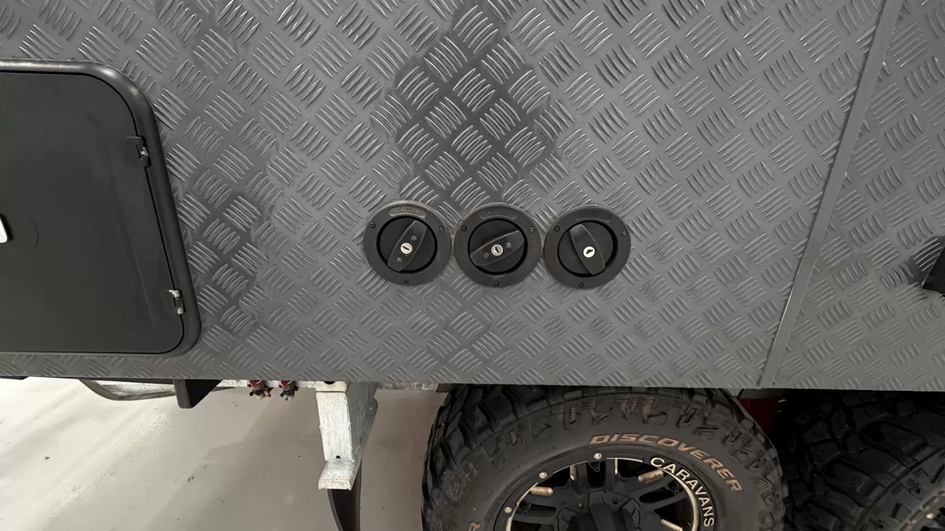 USED 2019 LOTUS CARAVANS TROOPER