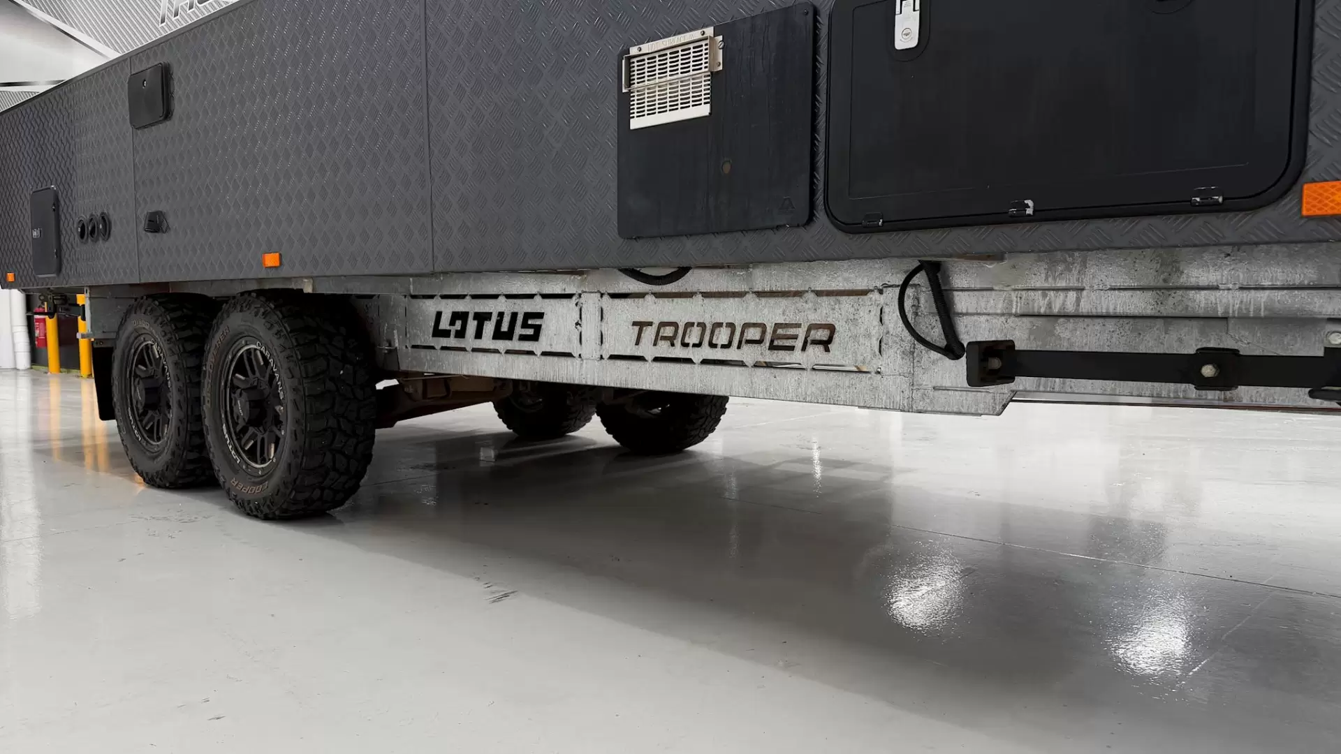 USED 2019 LOTUS CARAVANS TROOPER