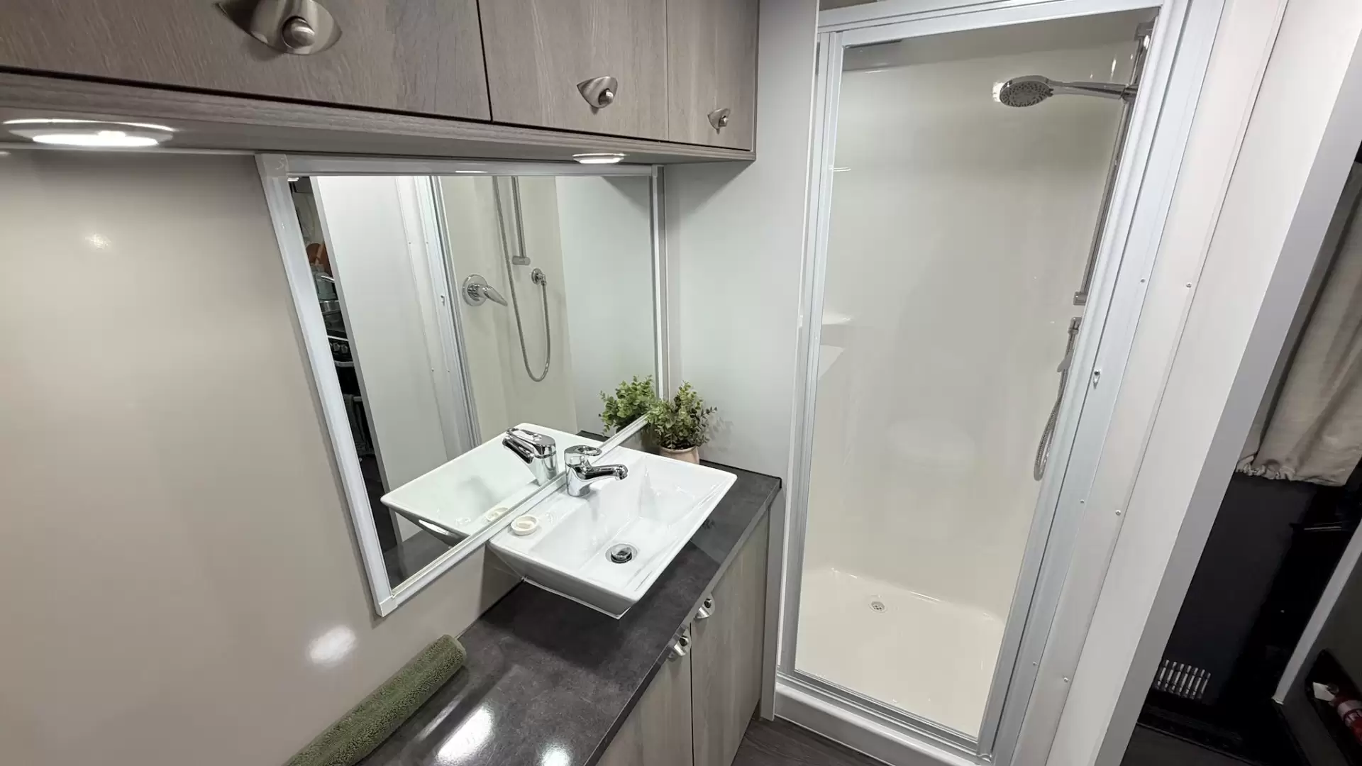 USED 2019 GOLDSTREAM AUSTRALIS SERIES