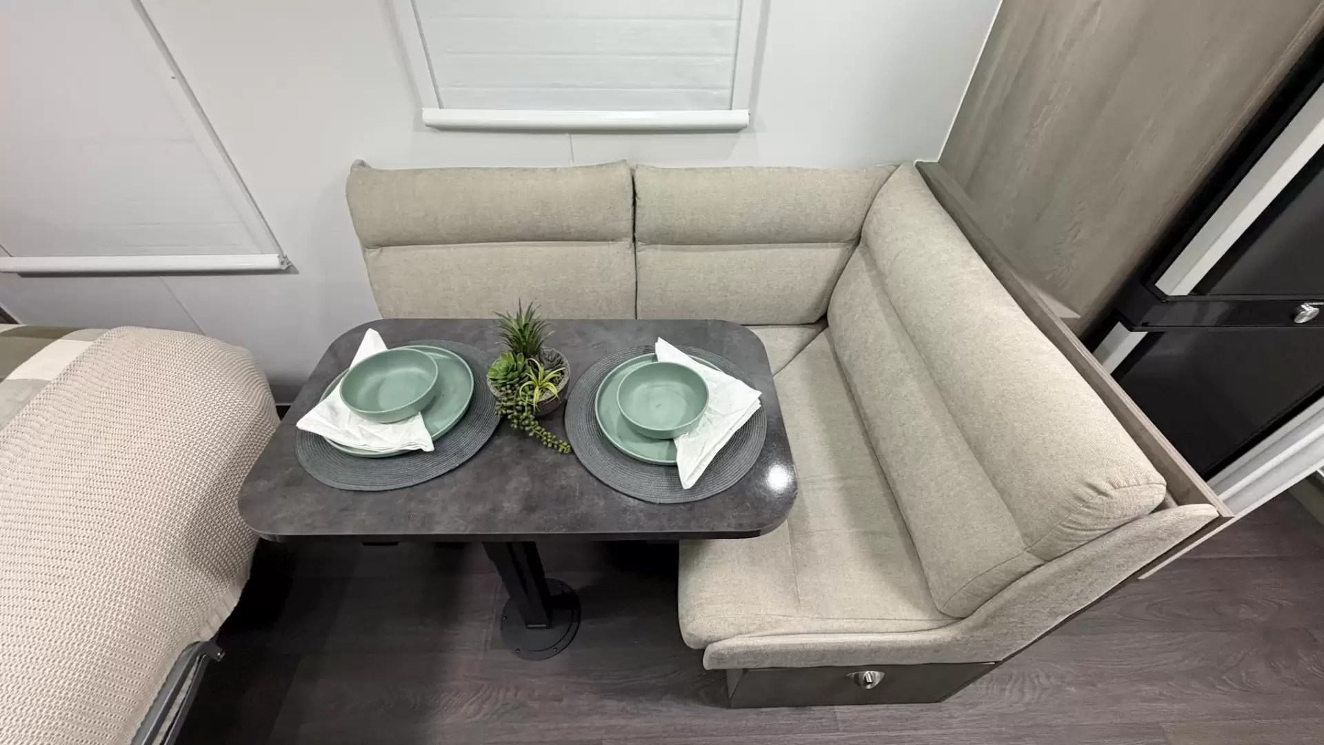 USED 2019 GOLDSTREAM AUSTRALIS SERIES