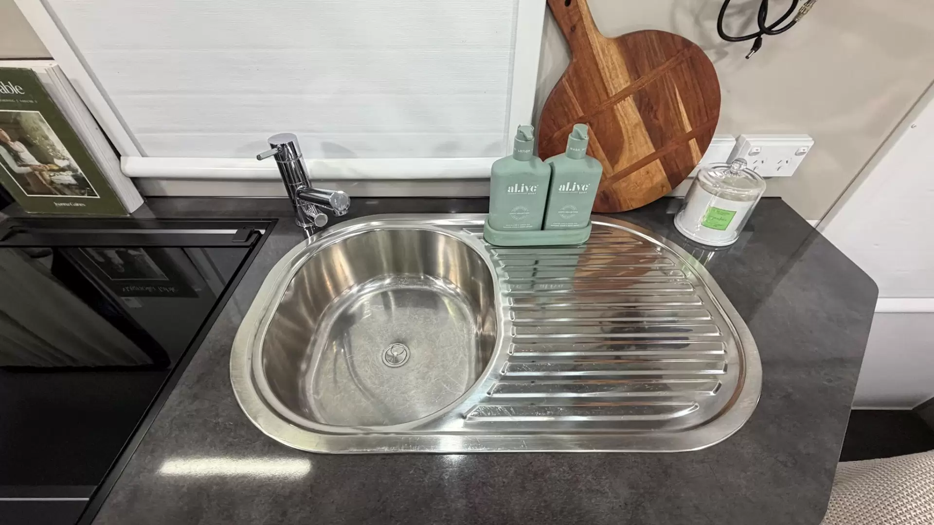 USED 2019 GOLDSTREAM AUSTRALIS SERIES