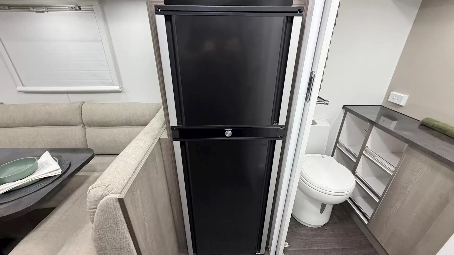 USED 2019 GOLDSTREAM AUSTRALIS SERIES